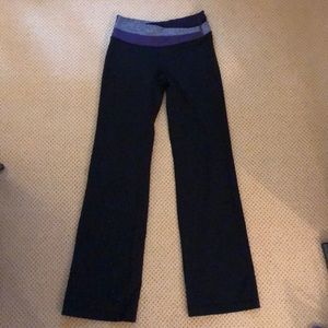 Lululemon yoga pants with purple waistband